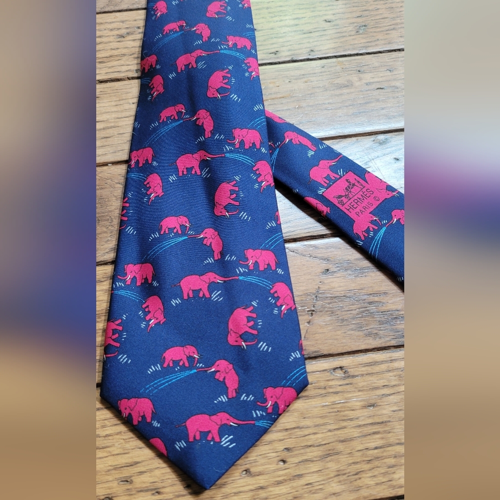 HERMES Tie 100% Silk Made in France